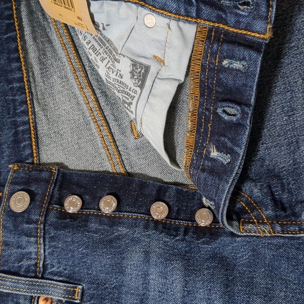 Levi’s 501 High Rise Distressed Short Size 30 NWT - Picture 12 of 12